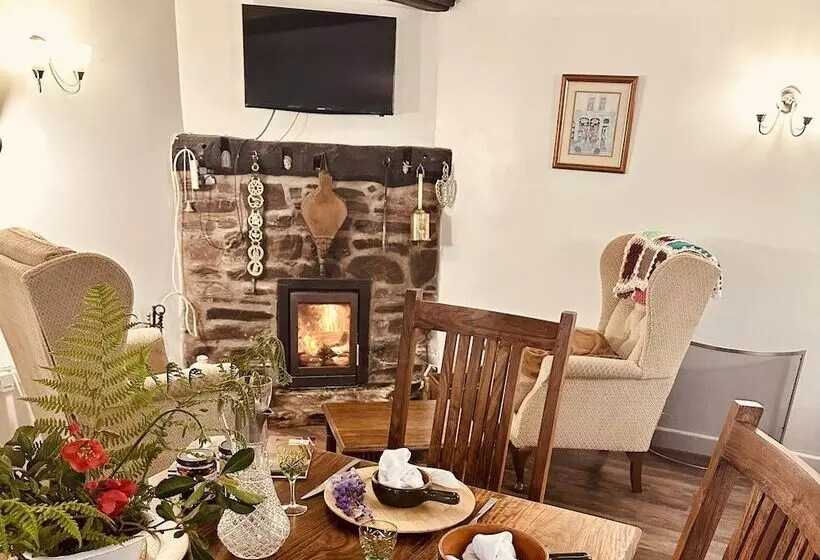 Residenssi Charming Holiday Cottage In Devon   Country Views