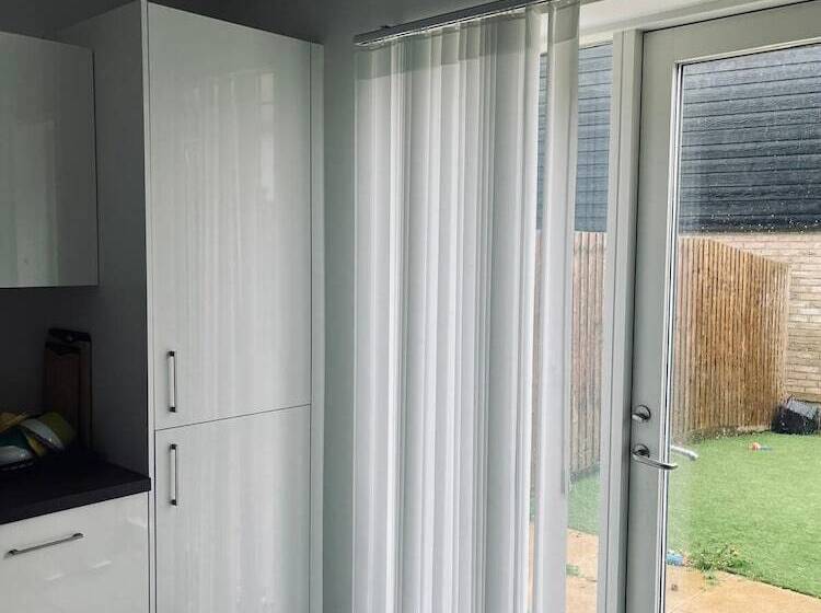 اقامتگاه Immaculate 4 Bed House In Chelmsford