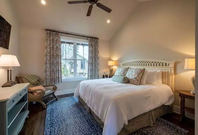 The Sandpiper Resort