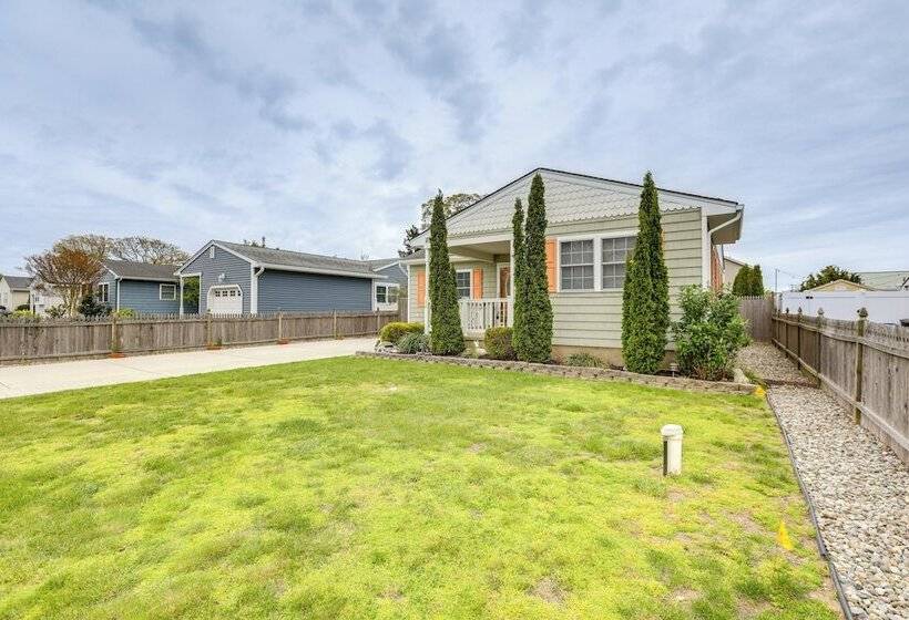 Villas Hideaway W/ Deck, Walk To Bay Beach!