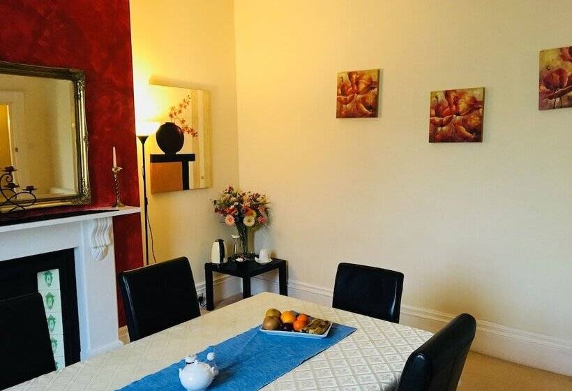 민박 Bentons Guest House