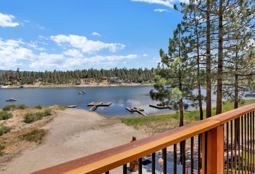 Cove Lakefront Chalet #2098