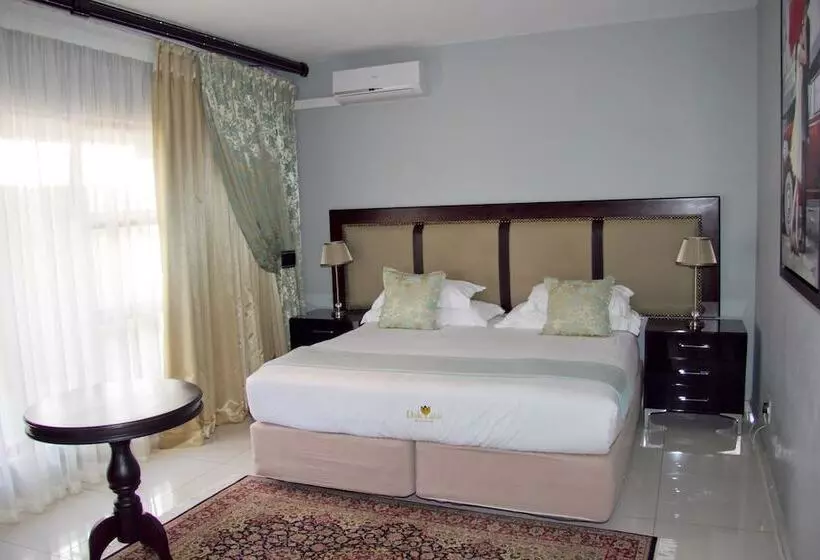 Dakarai B&b