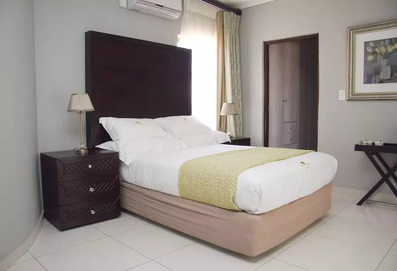 Dakarai B&b