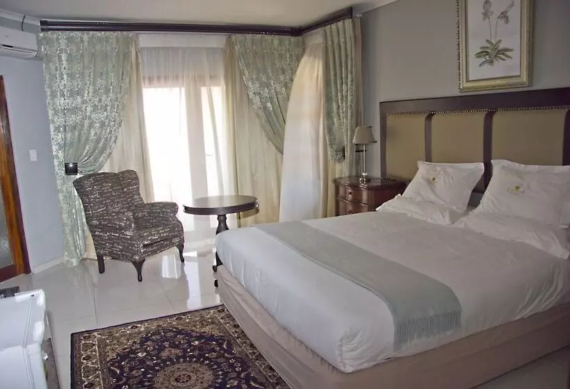Dakarai B&b
