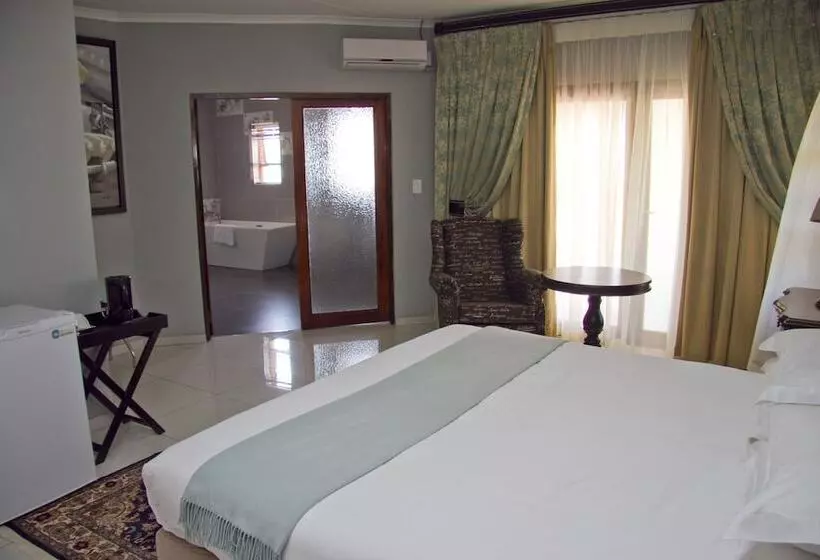 Dakarai B&b