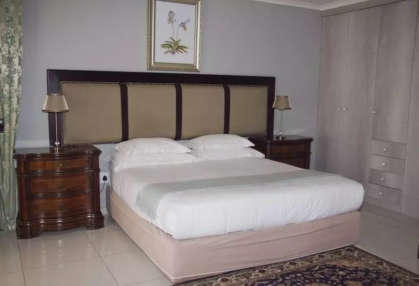 Dakarai B&b