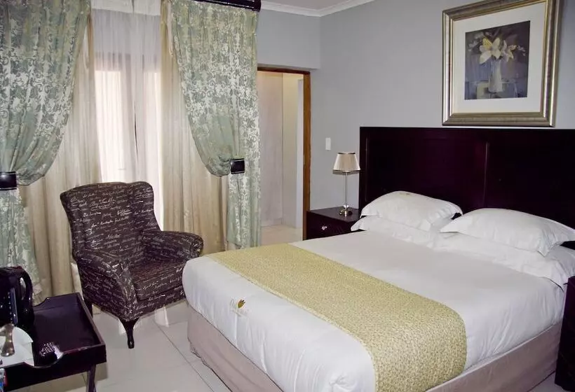 Dakarai B&b