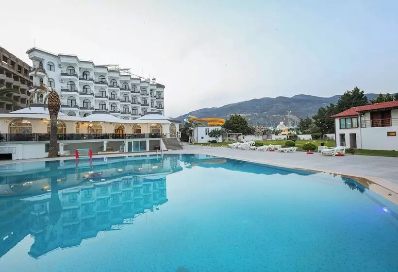 ホテル Kaju Beach