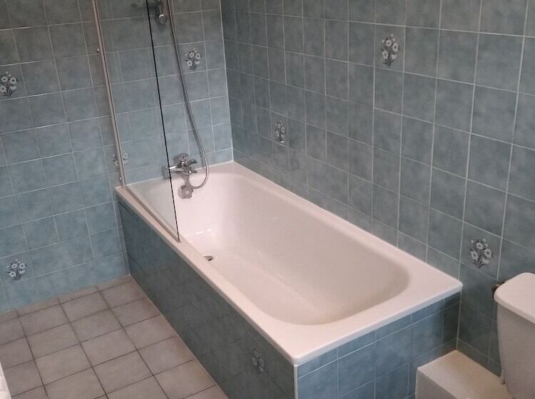 فندق L Auberge Du Drot