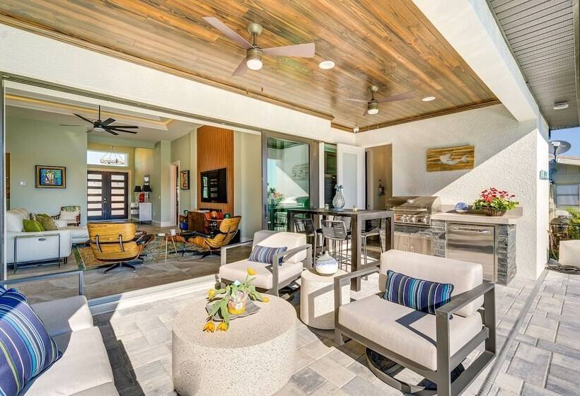 Luxe Home In Punta Gorda W/ Pool: Canal Views!