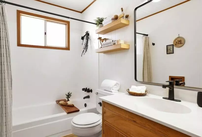 Moonridge Modern Chalet #2453