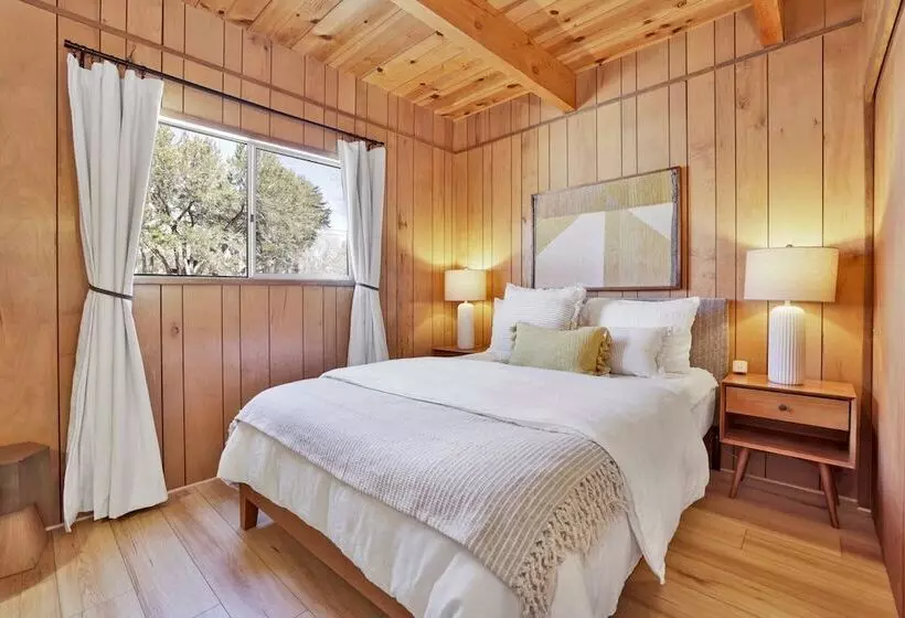 Moonridge Modern Chalet #2453