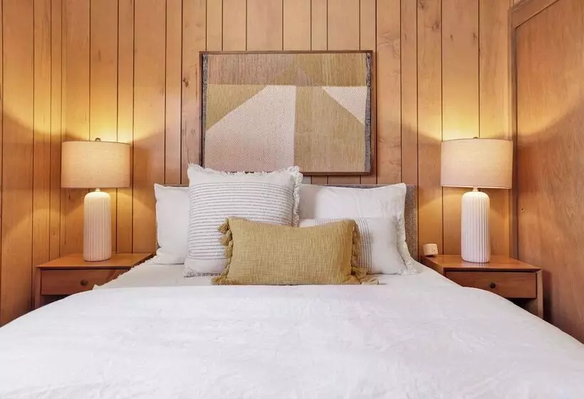 Moonridge Modern Chalet #2453