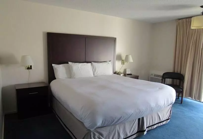 Motelli Pullman Garden Inn