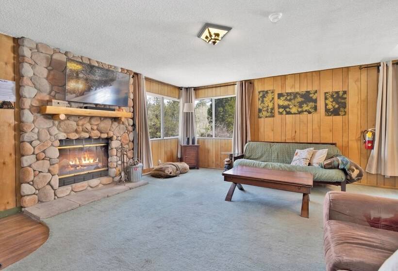 Nested Oaks Cottage #2234