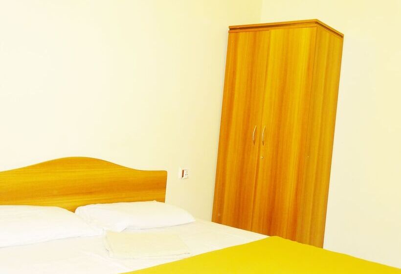 Pensão Gomes Pousada Guest House