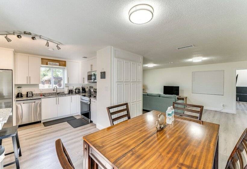 Game Room, Private Pool: South Daytona Home!