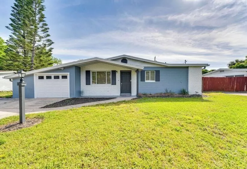 Game Room, Private Pool: South Daytona Home!