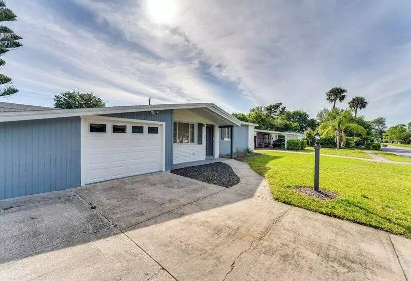 Game Room, Private Pool: South Daytona Home!