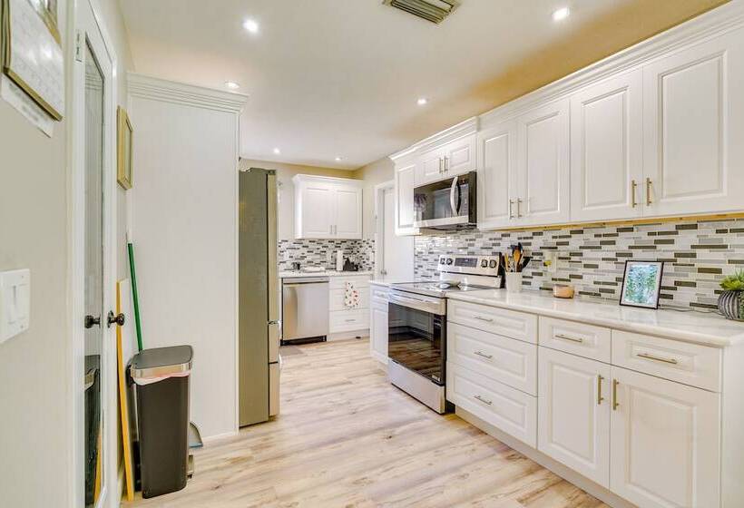 Sunny Ocala Oasis W/ Grill: Near National Forest!