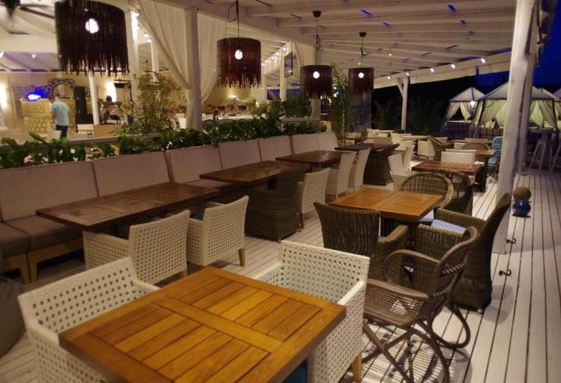 Sports&hotel Aqua Life Tower