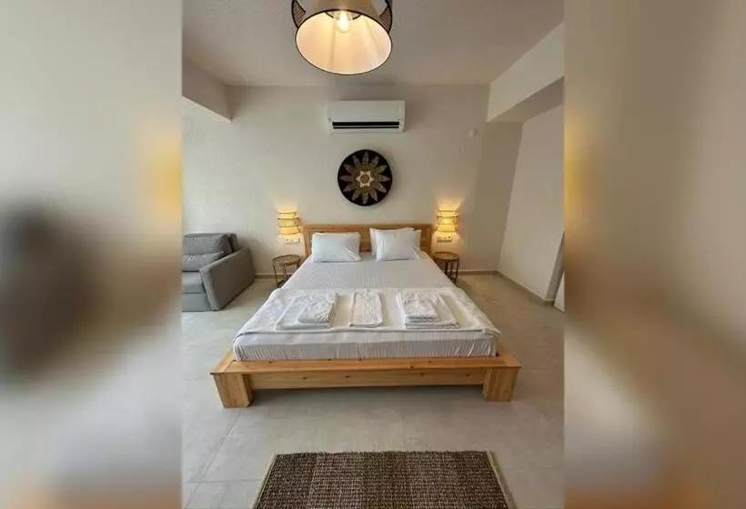 ユースホステル Rue Rooms