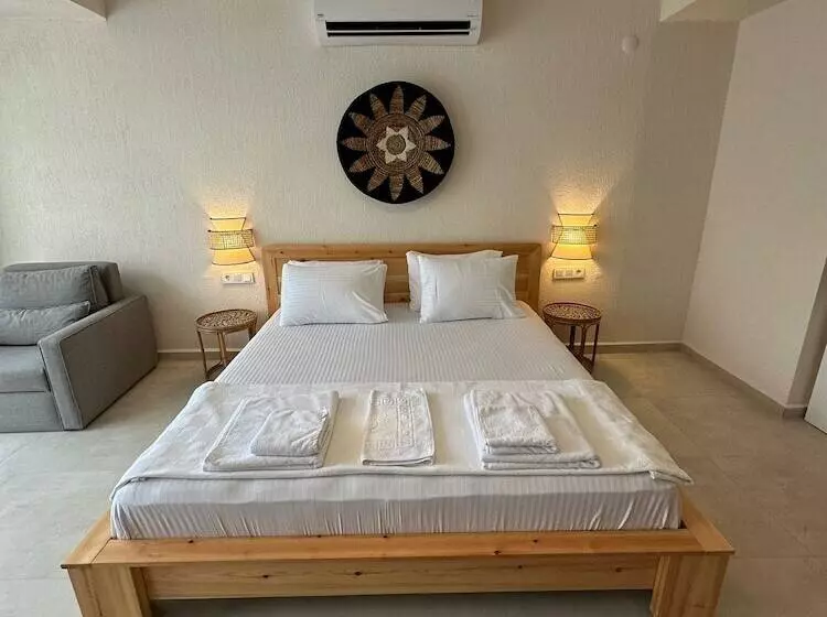 ユースホステル Rue Rooms