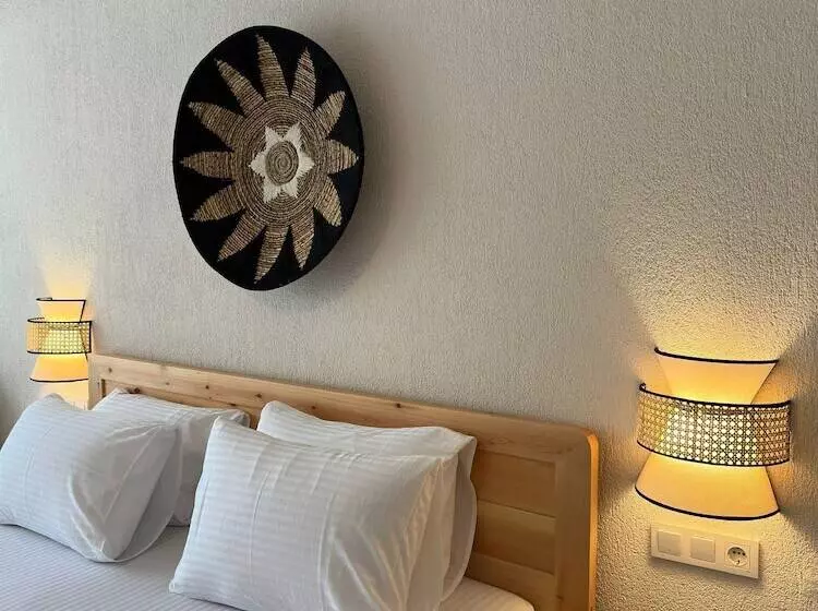 ユースホステル Rue Rooms