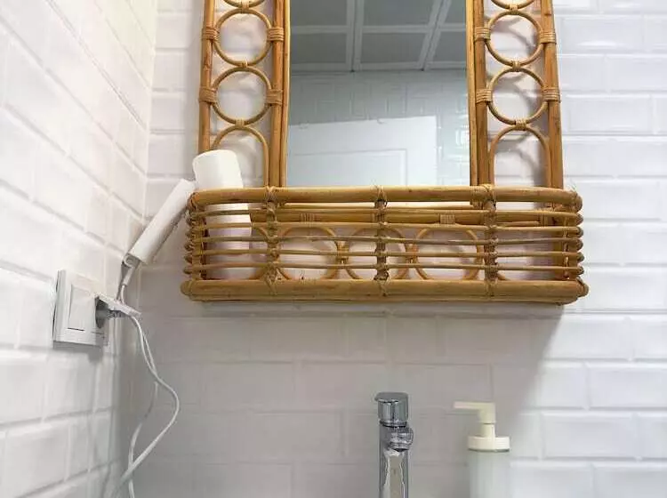 ユースホステル Rue Rooms