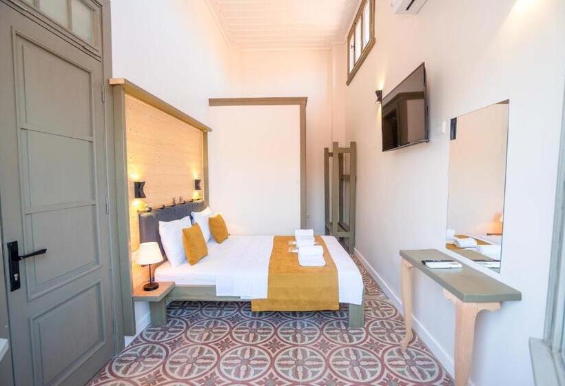 هتل Latibule özel Guest House