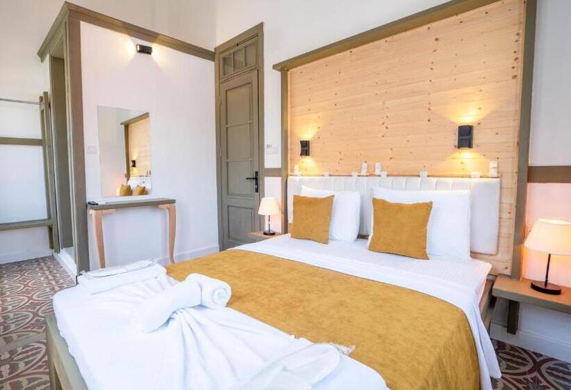 هتل Latibule özel Guest House