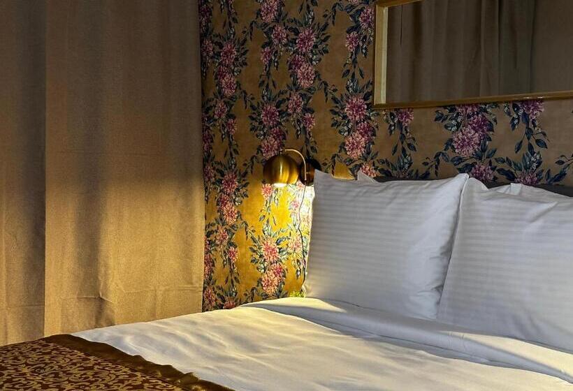 Tb Hotel Downtown Miami   Deluxe Room