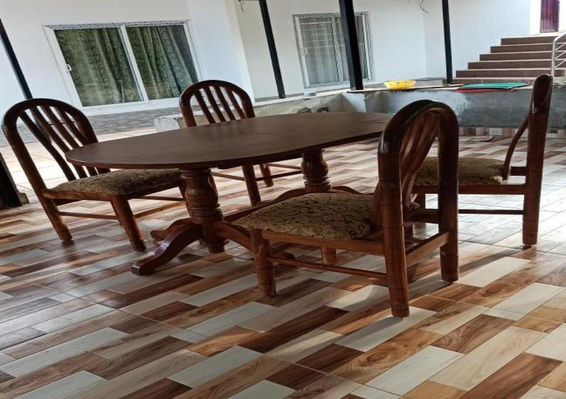 בית מלון כפרי Greenwoods Farm House