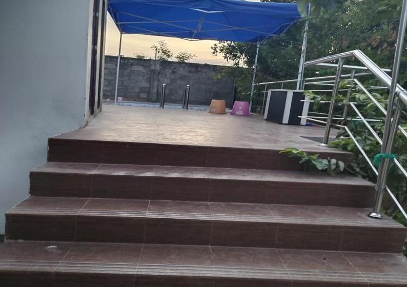 בית מלון כפרי Greenwoods Farm House