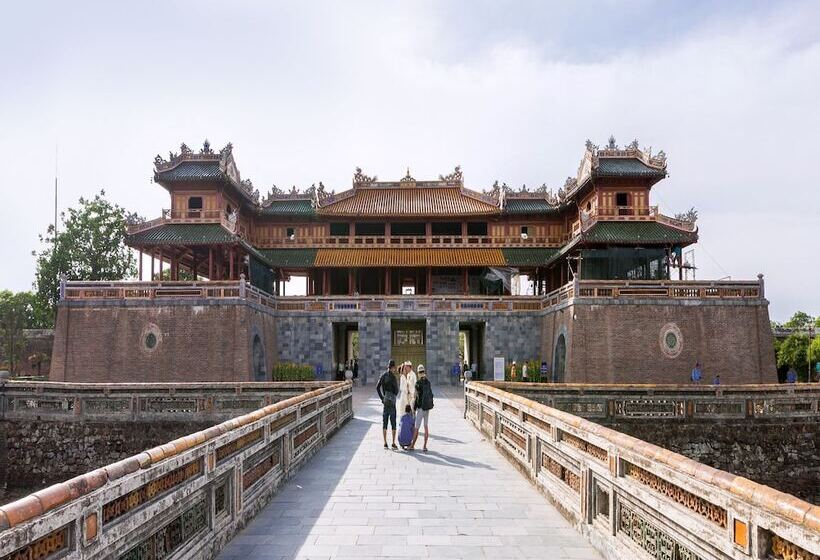 هتل Oyo 1242 Nha Nghi Kim Chi