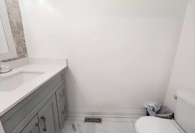 Majatalo Globalstay Rooming House In Scarborough