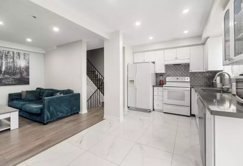 Majatalo Globalstay Rooming House In Scarborough