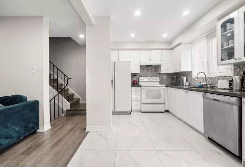 Majatalo Globalstay Rooming House In Scarborough