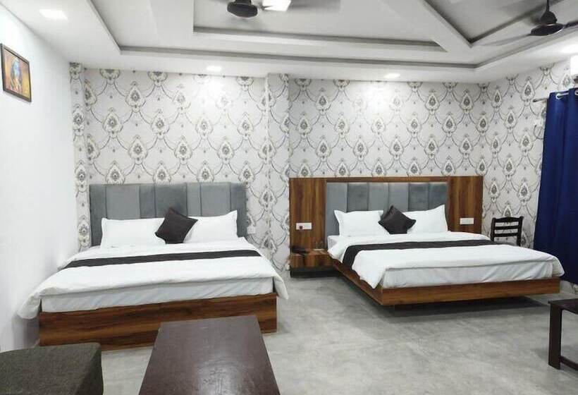 Отель Jhansi Castle Inn