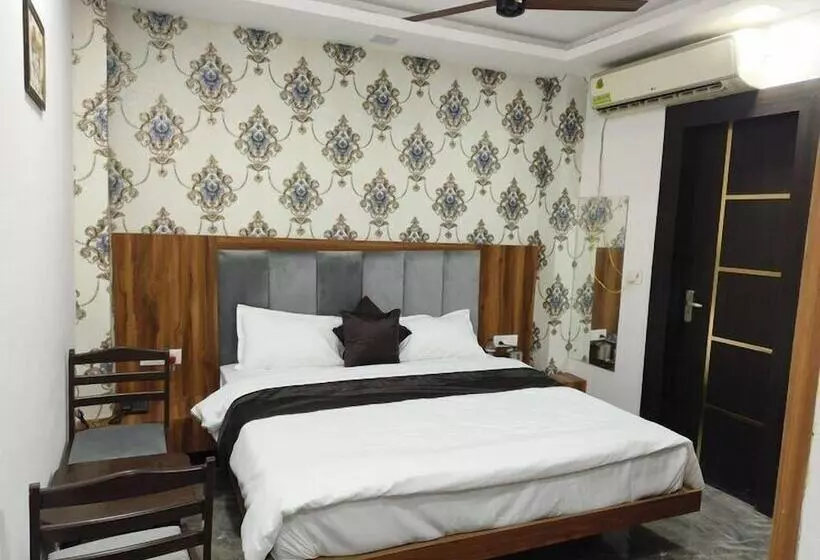 Hotelli Jhansi Castle Inn