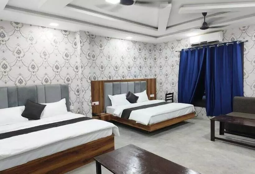 Hotelli Jhansi Castle Inn