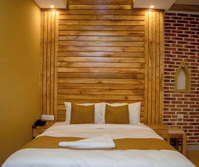 هتل Matina Suites