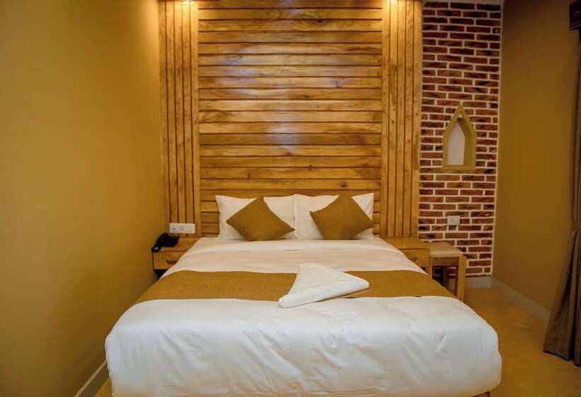 هتل Matina Suites