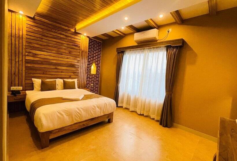 هتل Matina Suites