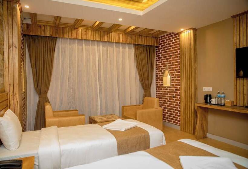 هتل Matina Suites