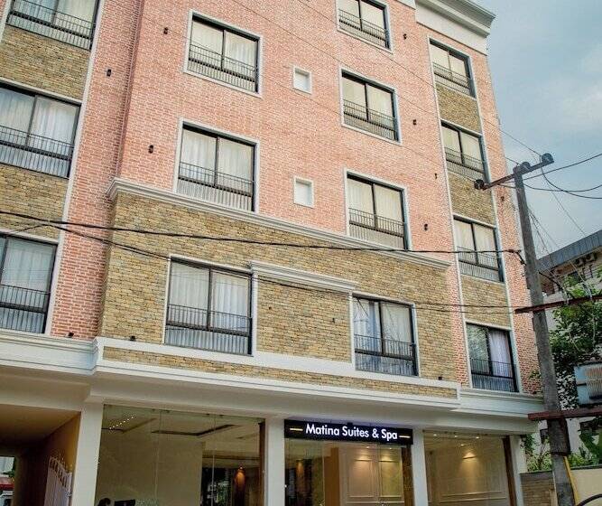 هتل Matina Suites