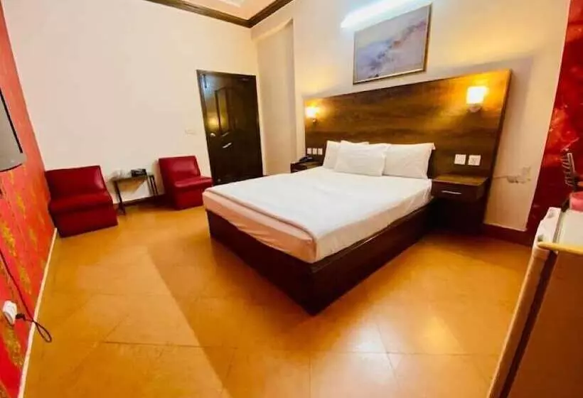 Hotel B R Lounge