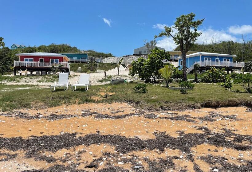 هتل Great Cistern Beach Village