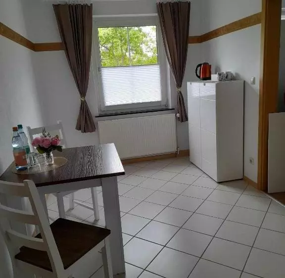 Aamiaismajoitus (B&B) Rosenhaus Volz